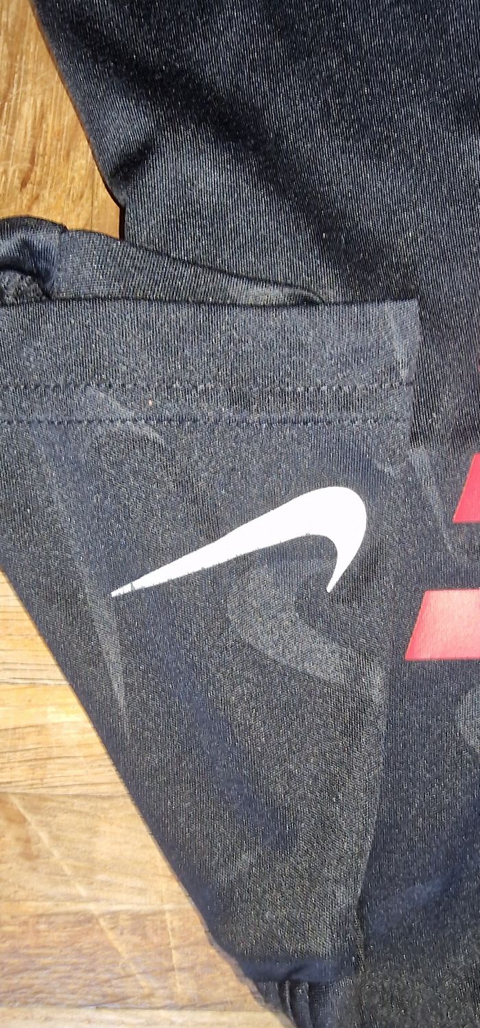 Tee shirt Nike - photo numéro 2