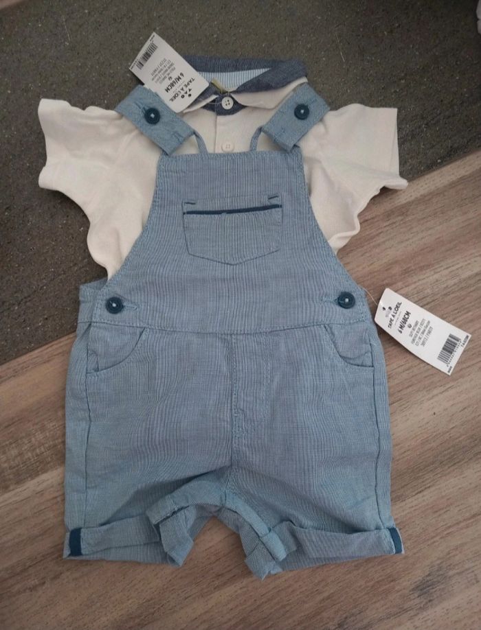 Salopette short + polo neuf avec étiquette 6 mois