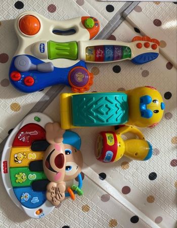 Lot de jouets d’éveil