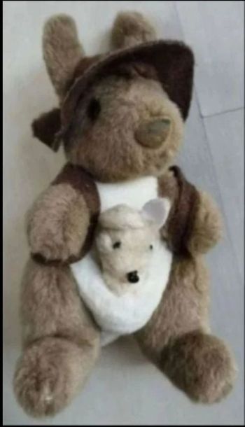 Peluche kangourou et son petit