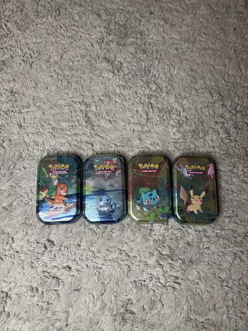 Pokemon Tins de Kanto x 4