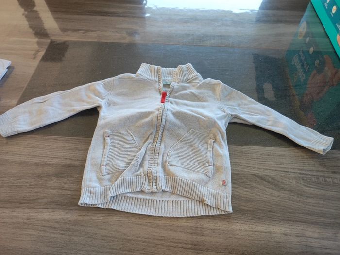 Lot 7 gilets/pulls 18 mois - photo numéro 5
