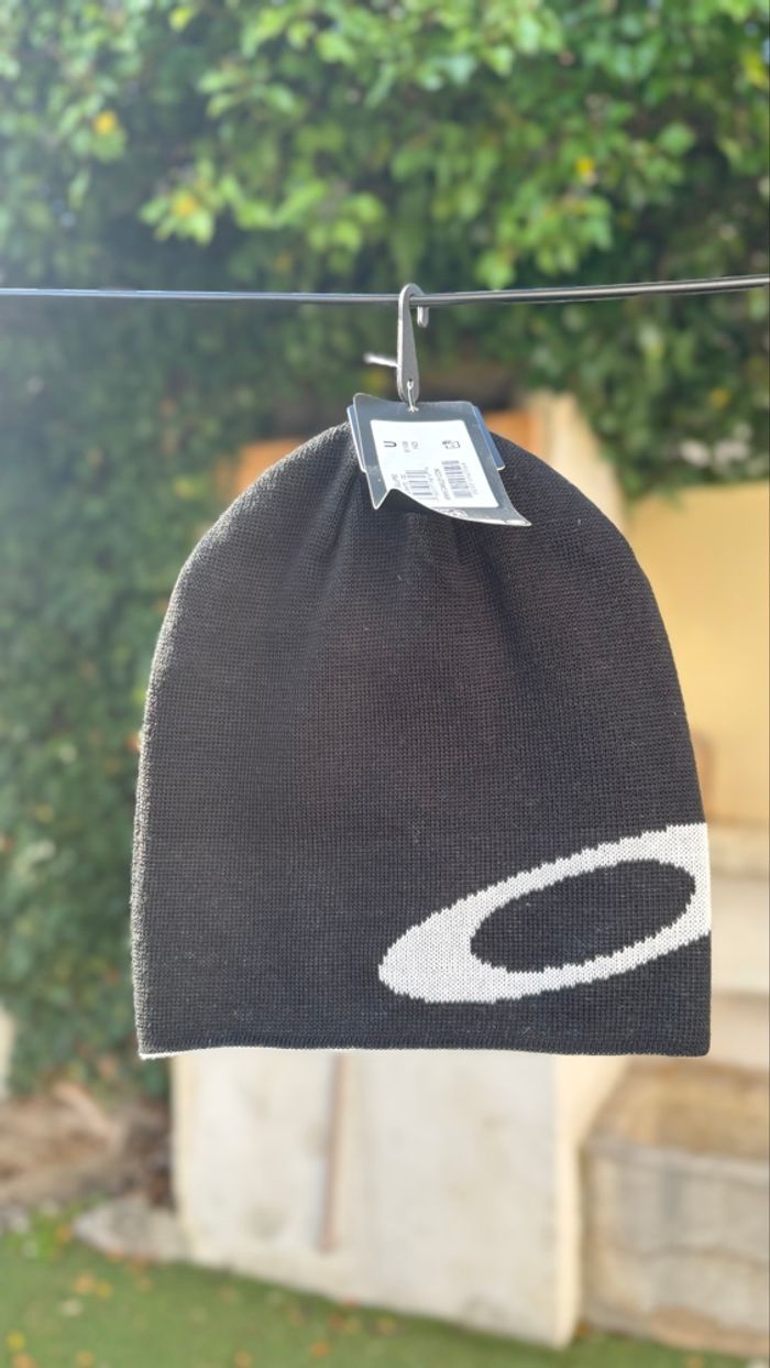 Bonnet noir Oakley UO Exclusive hiver