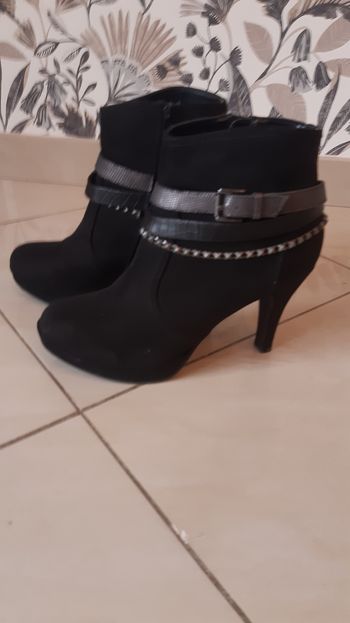Boots très bon état 15€