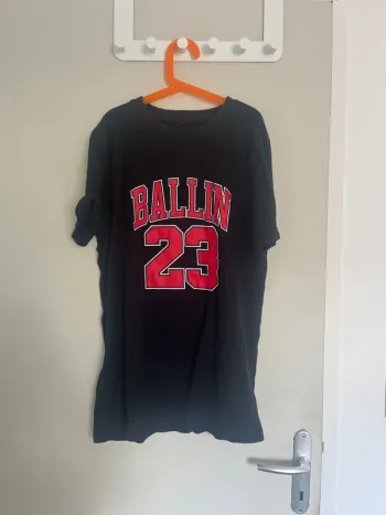 Tes shirt à manches courtes