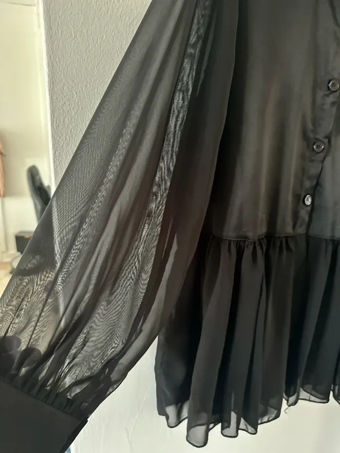 Chemise noire - photo numéro 2