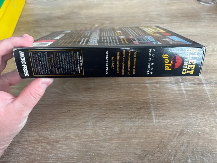 Fleet defender gold pc vintage big box - photo numéro 3