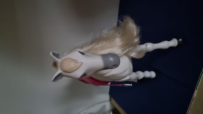Cheval de rêve interactif pour poupée Barbie - photo numéro 4