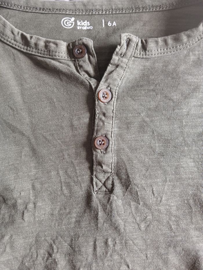 Tee-shirt garçon manches longues 6 ans - photo numéro 2