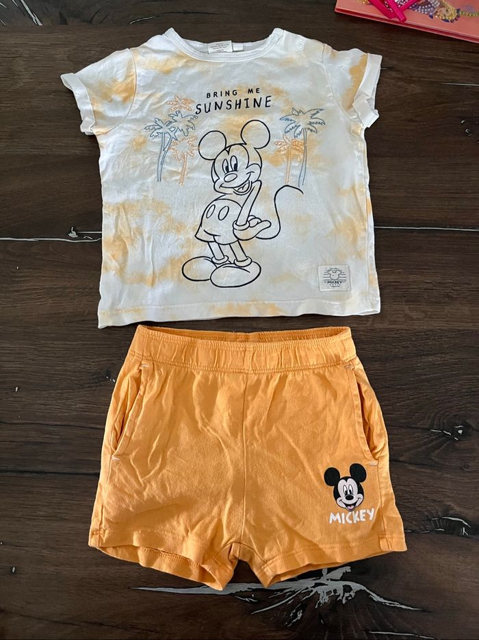 Ensemble Mickey