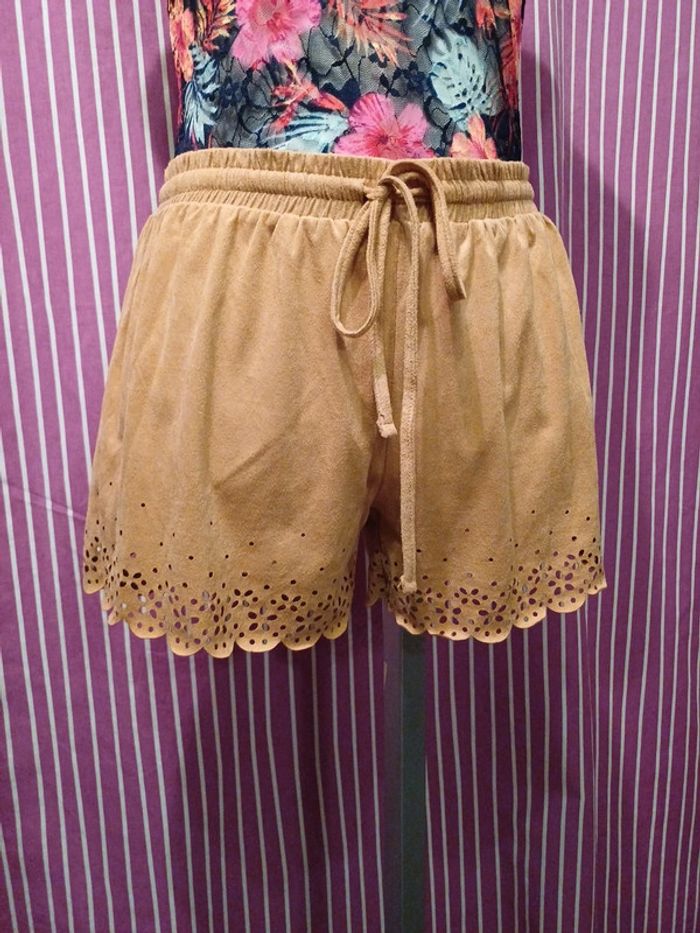 Shorts en dain 🤎 - photo numéro 3