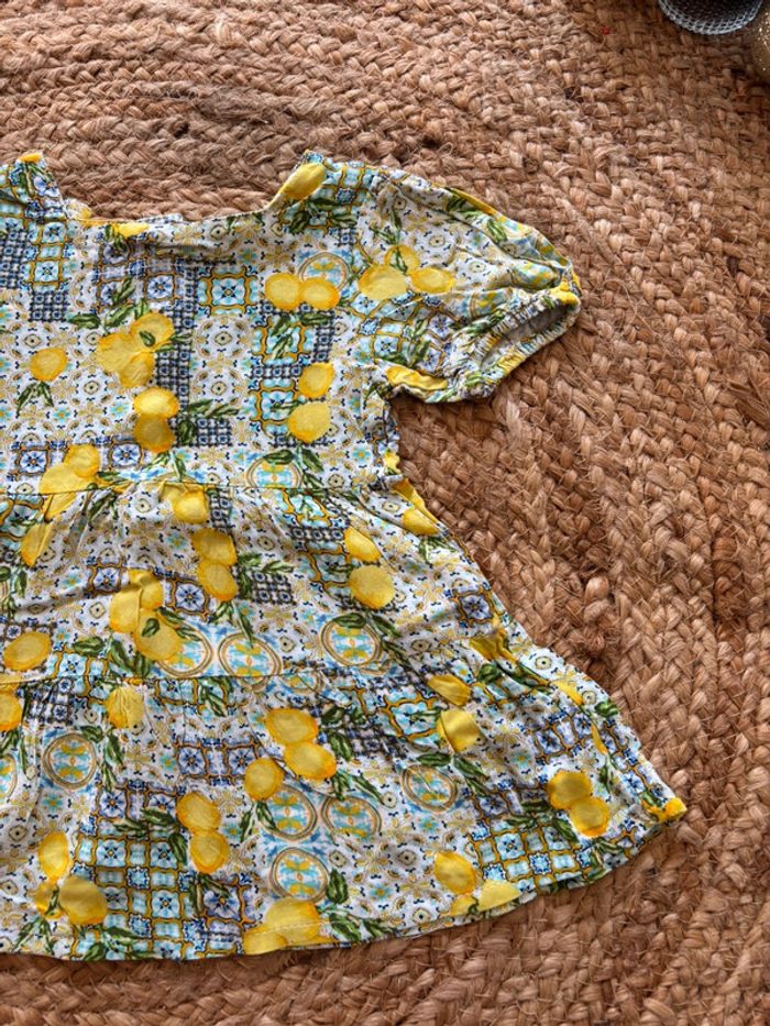🌺Robe manche courte motif ancien avec citron Taille 9-12mois/80cm🌺 - photo numéro 2