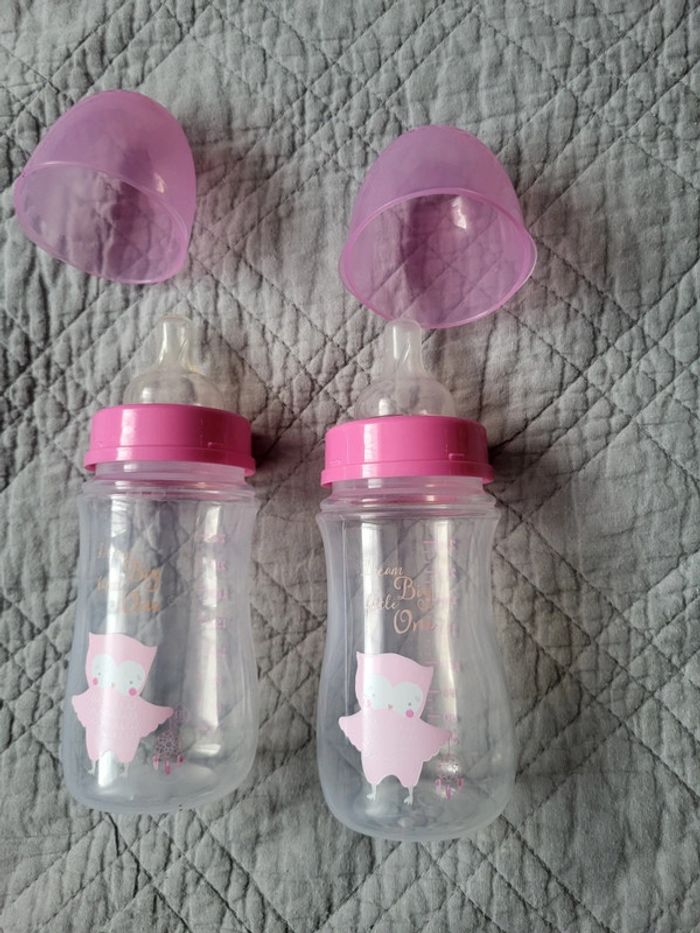 2 biberons roses - photo numéro 3