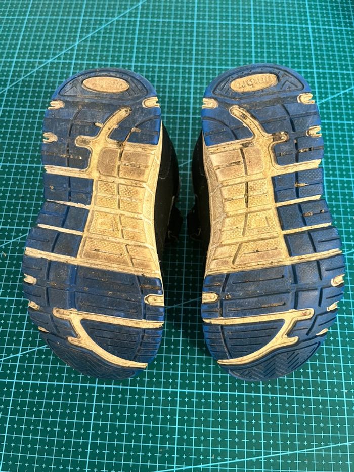 Lot baskets taille 24 - photo numéro 11