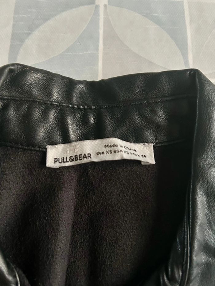 Robe femme 34 / XS - Pull & Bear - en très bon état - photo numéro 3