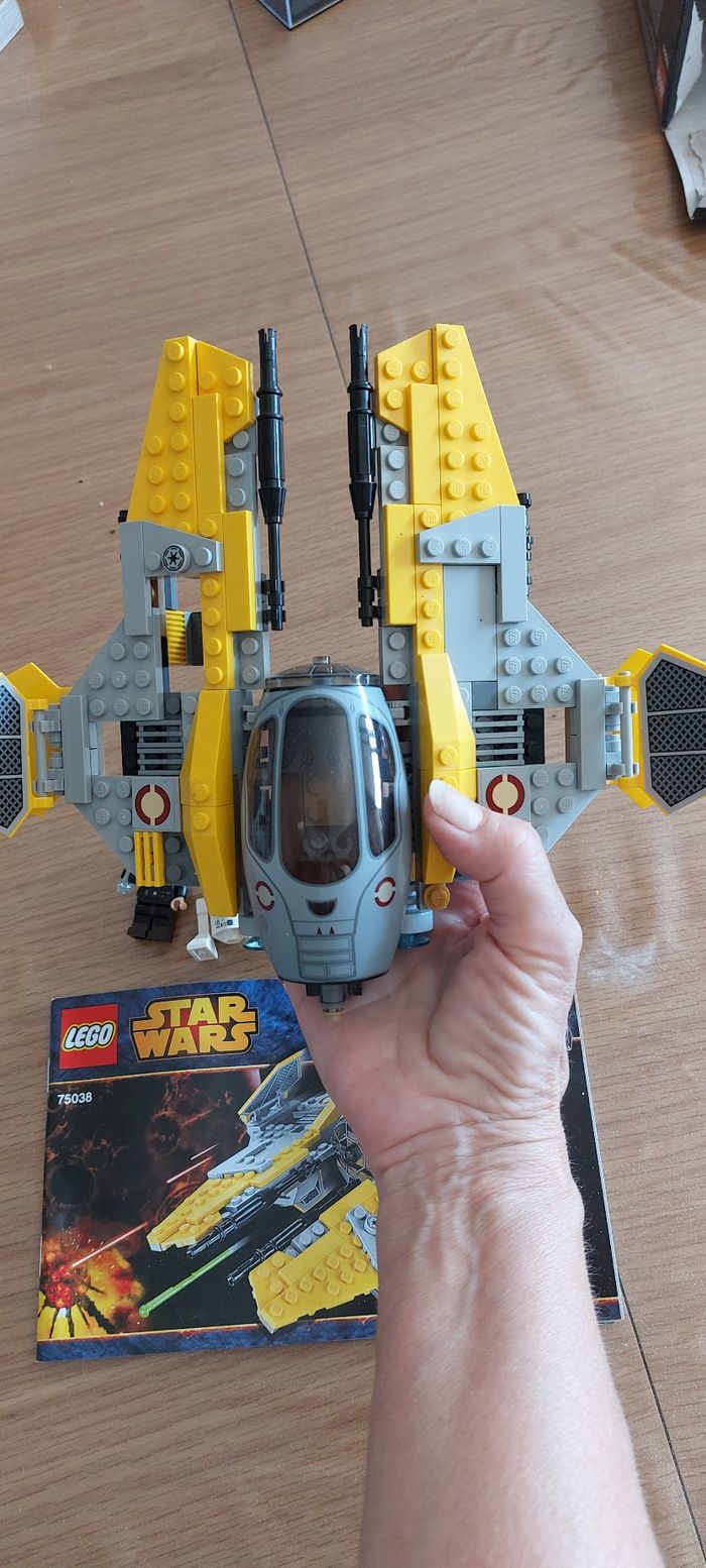 Vaisseau star wars l intercepteur jedi d anakin - photo numéro 5