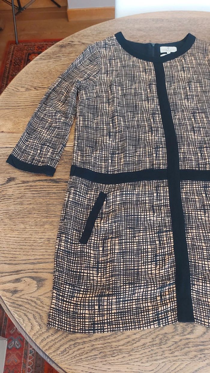 Robe Essentiel Antwerp taille 40 - photo numéro 12