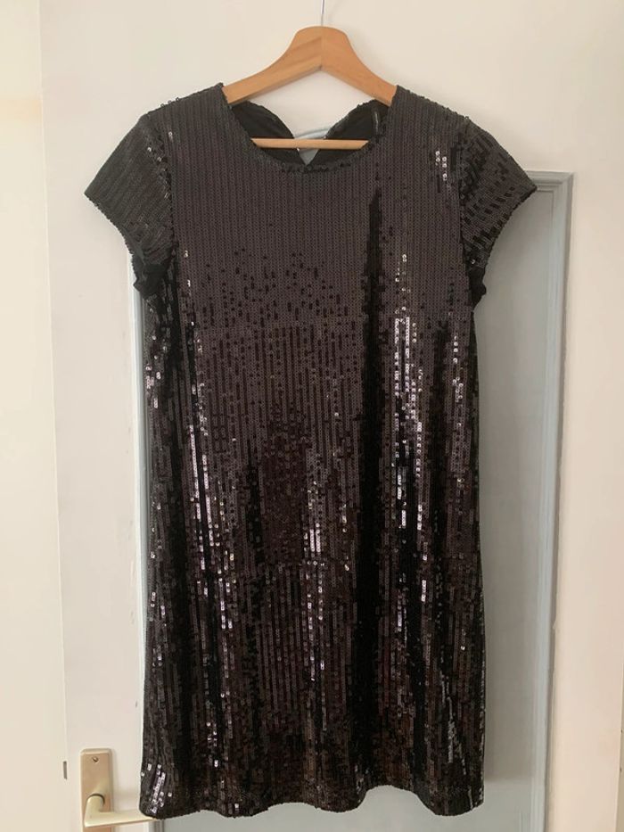 Robe pailletée