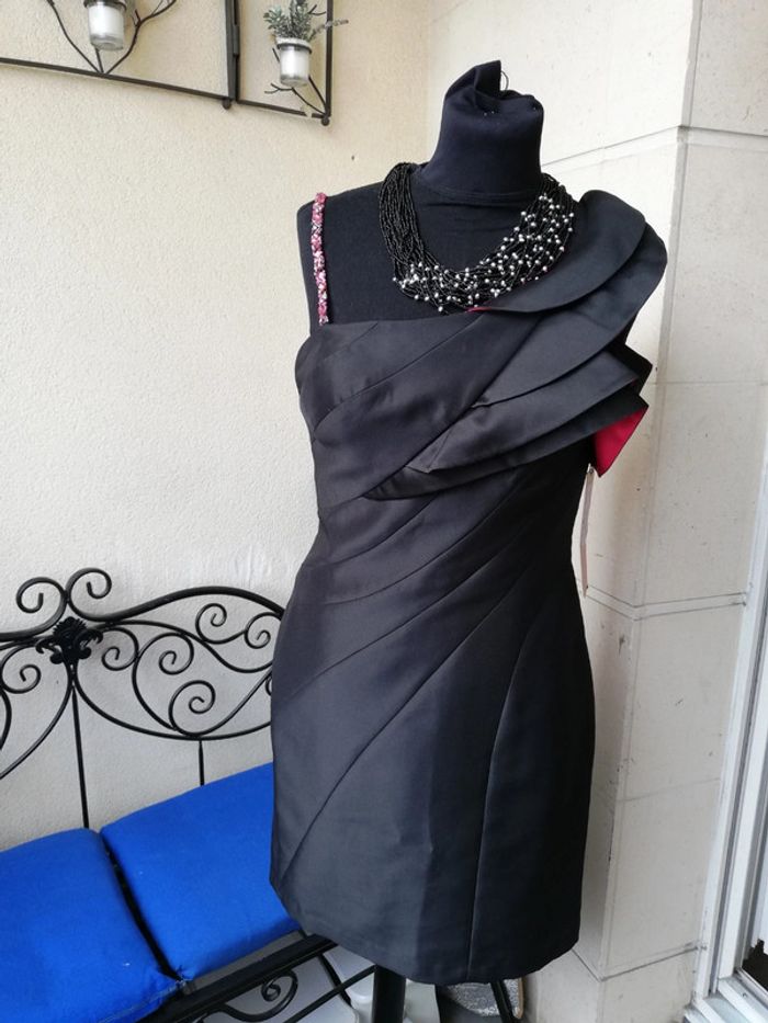 🌹Robe de cocktail noire et rose 🌹