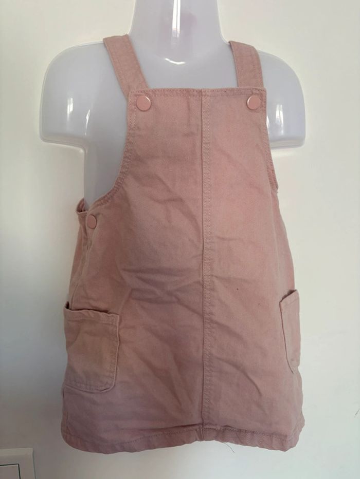 Robe salopette rose Primark - 18/24 mois - Très bon état