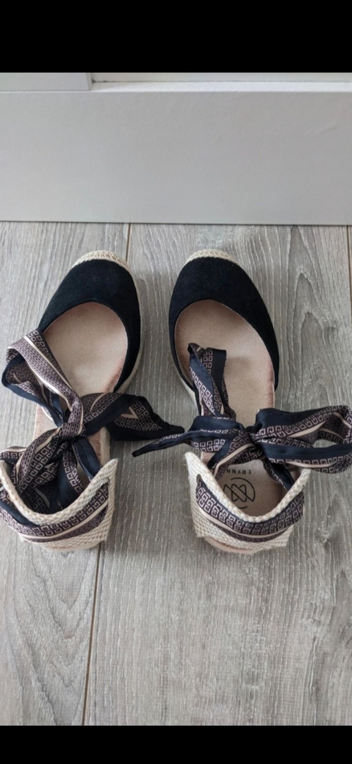Chaussures foulards - photo numéro 3