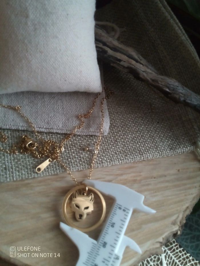 Collier loup et pierre de labradorite - photo numéro 2