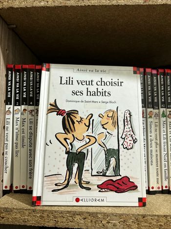 Livre, Lily veut choisir ses habits