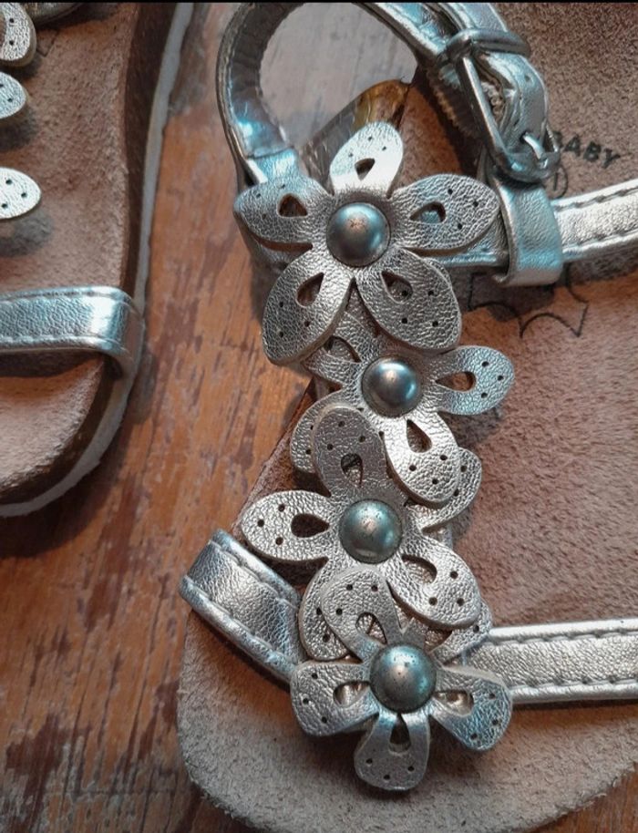Sandales argentée taille 21 cuir - photo numéro 2