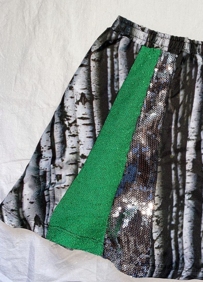 jupe Anne Kurris,  neuve avec étiquette,  10 ans,  valeur 80 euros - photo numéro 2