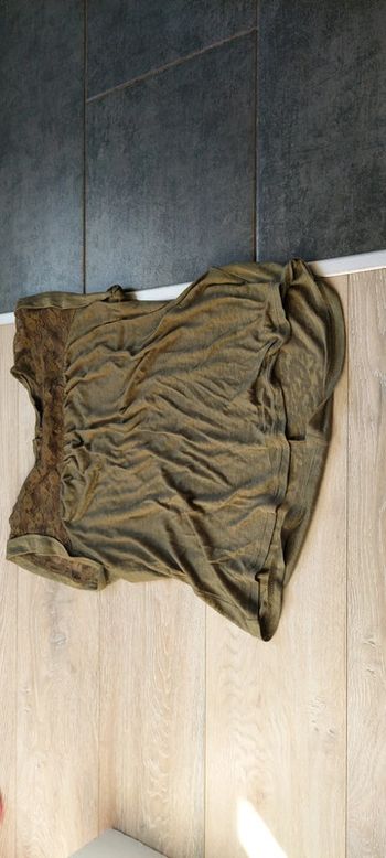 T shirt sans manche, kaki, avec broderie, taille S