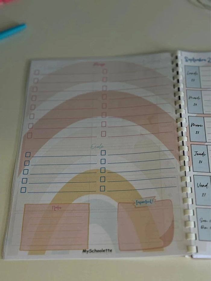 Cahier spirale reliée Agenda Scolaire 2024 2025 - photo numéro 8