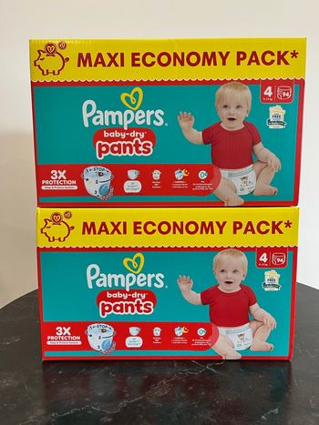 Couches Pampers Pants taille 4