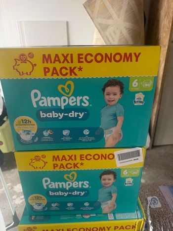 Pampers taille 6 2 cartons
