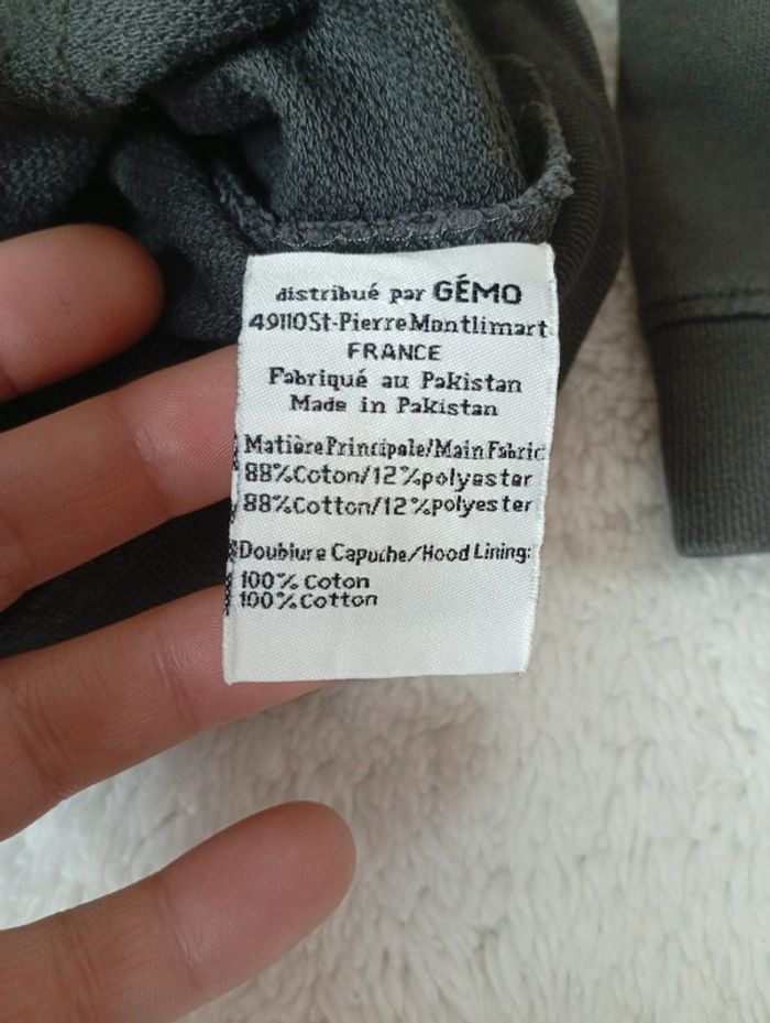 Veste zippée à capuche taille 6 ans - photo numéro 4