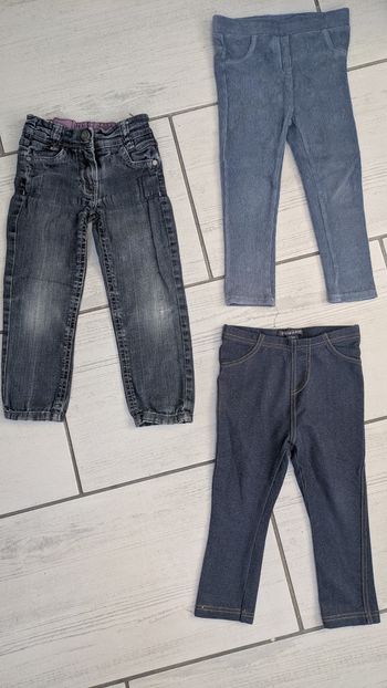 Lot pantalon 3 ans