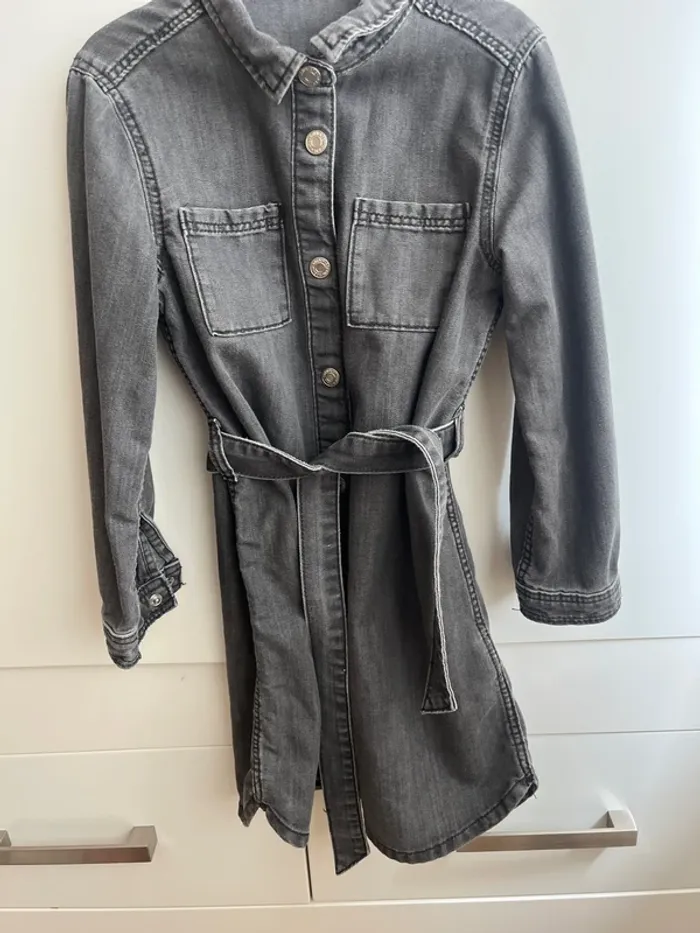 Robe en jean noir H&M – Taille 6 ans 🖤 - photo numéro 4