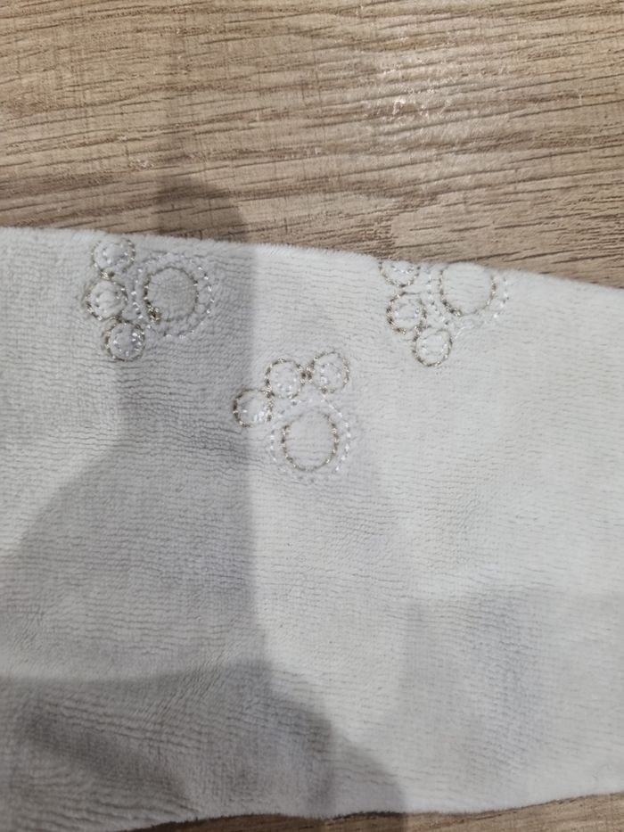 ​Pyjama Bébé Velours 3 Mois Ourson Câlins a volonté Tres Bonne Etat - photo numéro 3