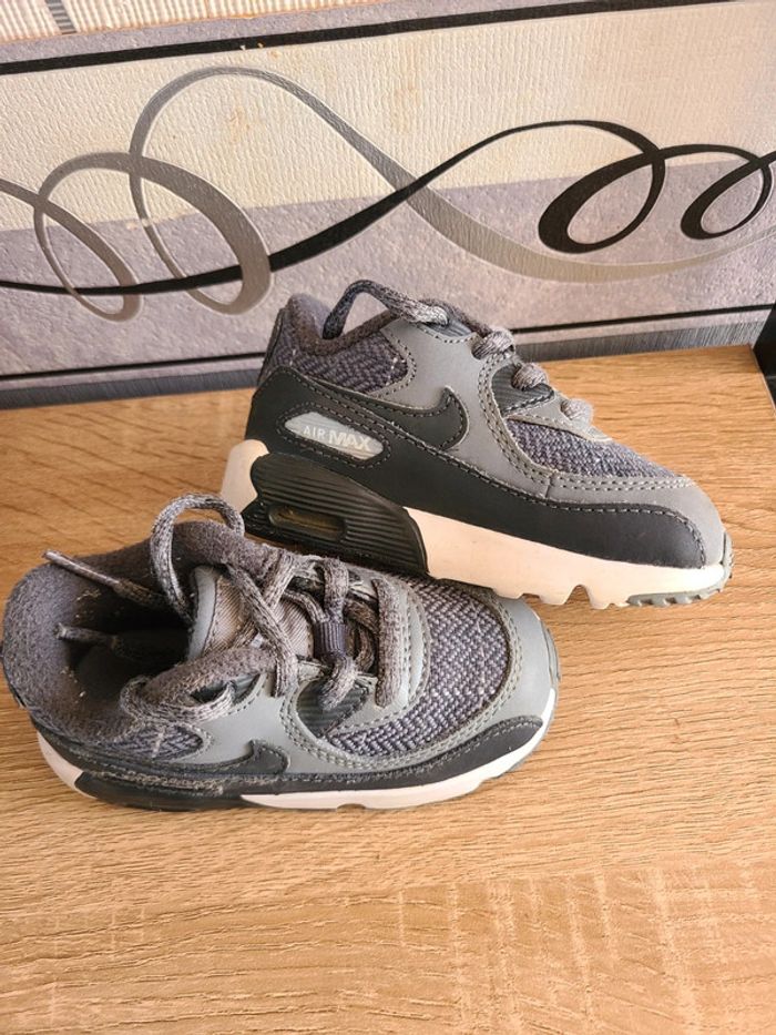 Petites baskets air max