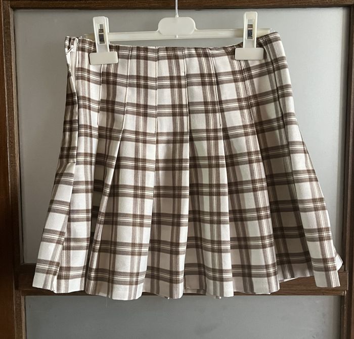 Jupe courte plissée (XS - 34)