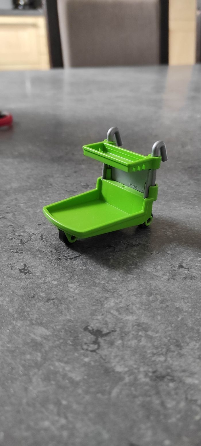 (A6) Playmobil chariot à bagages vert - photo numéro 2