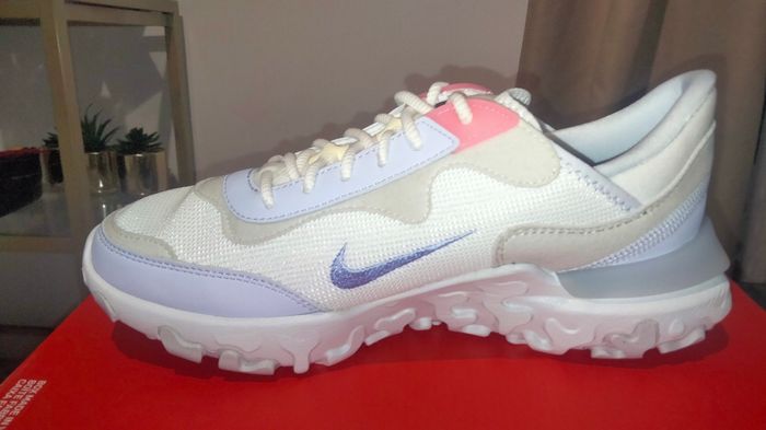 Nike air toute neuve jamais porté