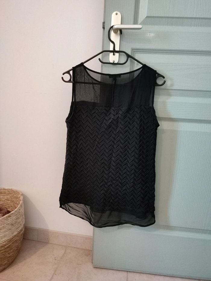 Top noir ajouré avec doublure - photo numéro 3