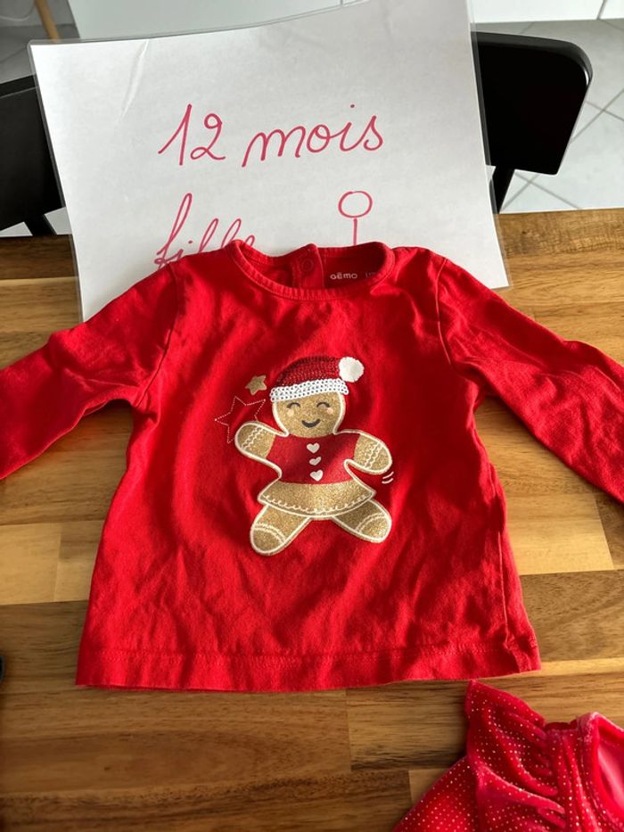 Lot robes et t-shirt de fête 🎄 - photo numéro 4