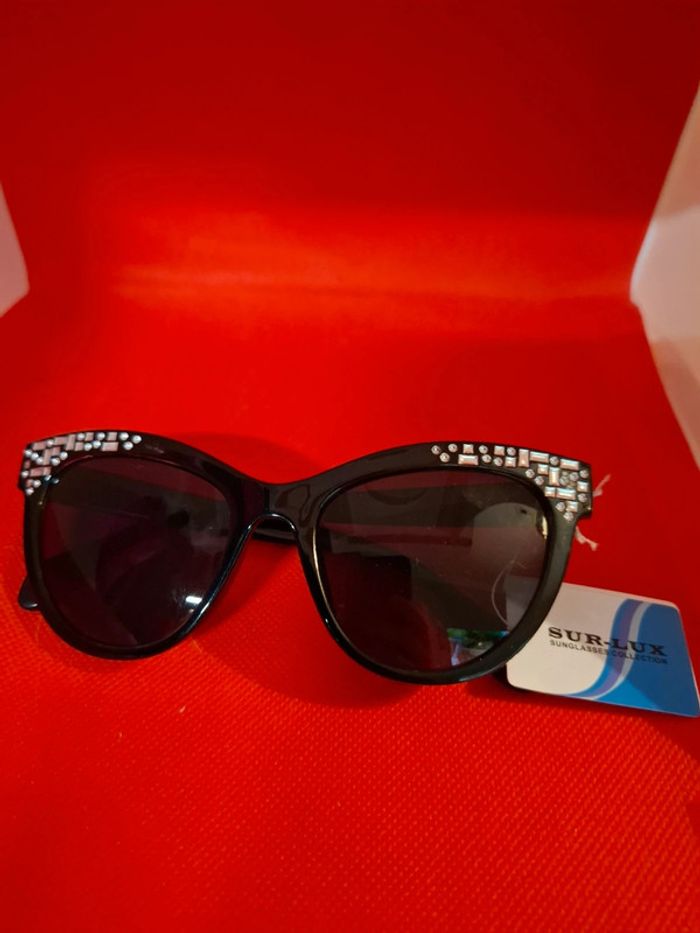 Lunettes de soleil Sur-Lux neuves avec étiquettes protection 400CE