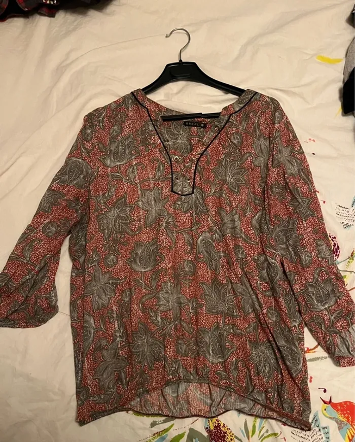 Haut taille 48 marque bréal