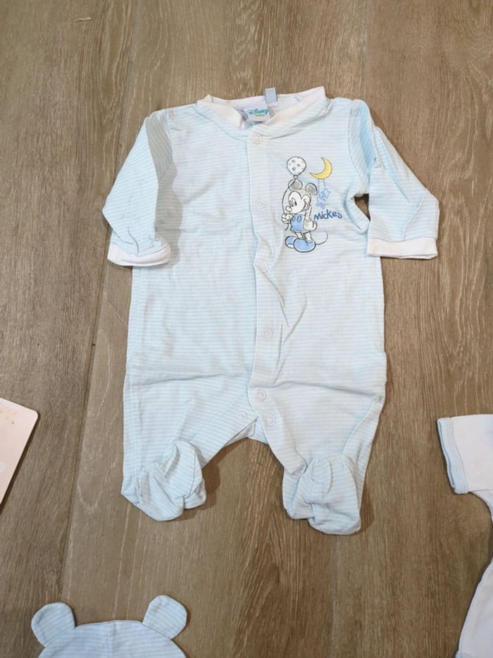 Ensemble Mickey 1 mois - photo numéro 4