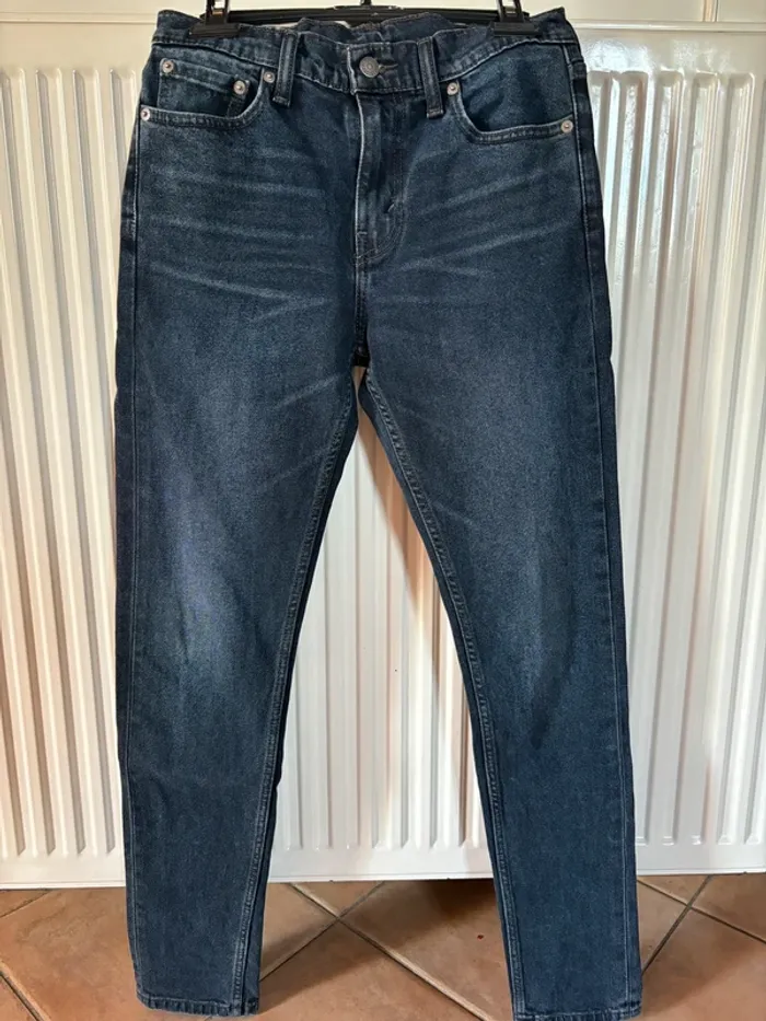 Jean levis