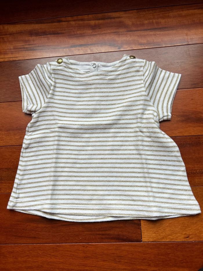 Joli t-shirt Marinière dorée Petit Bateau 6 mois