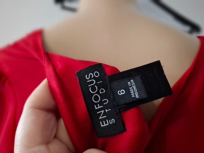 Robe taille 36/38 en très bon état Mesure dans l'annonce - photo numéro 7