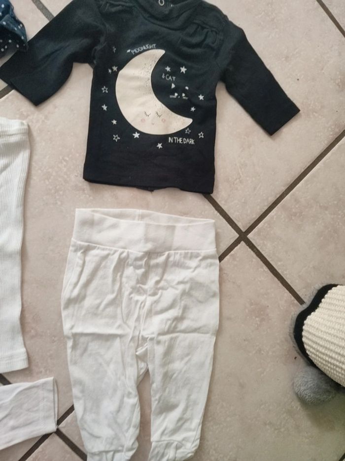 Gros lot 1 mois 56 cm - photo numéro 10